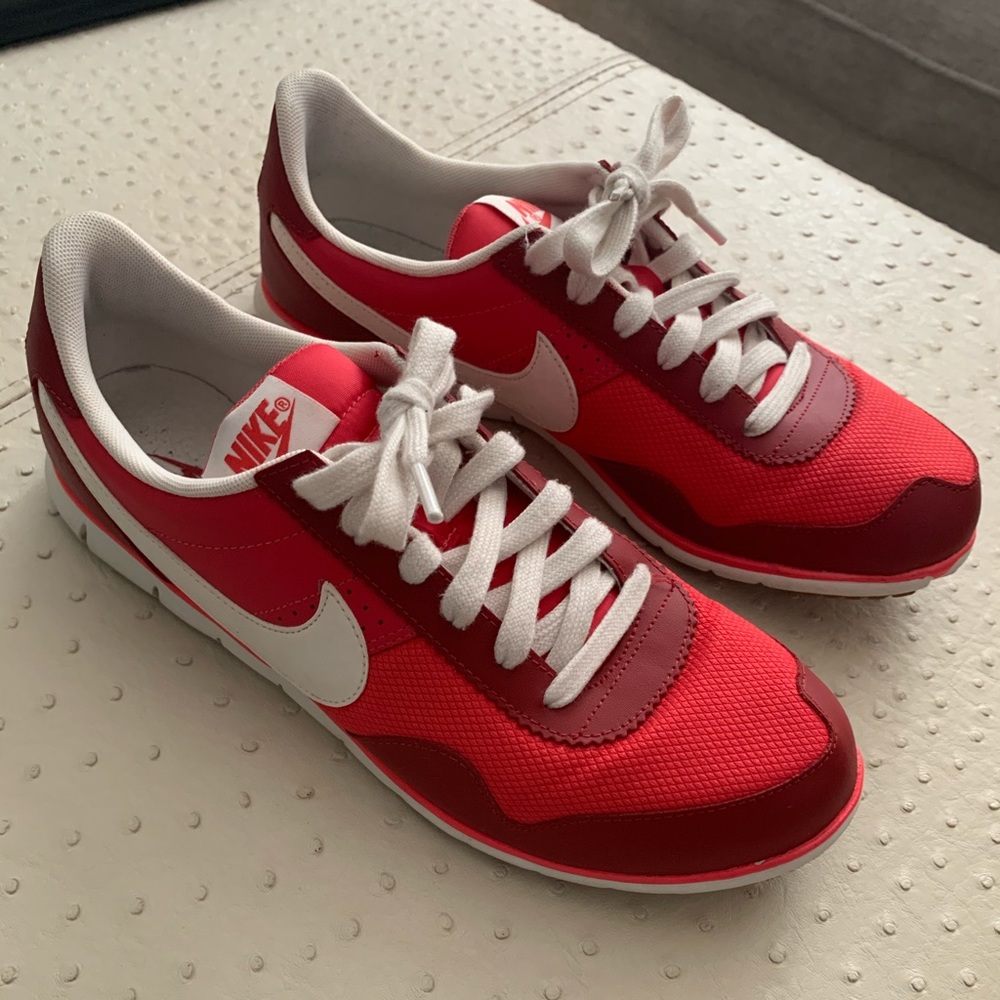 Women’s Nike Victoria Low Sportswear Red Shoes